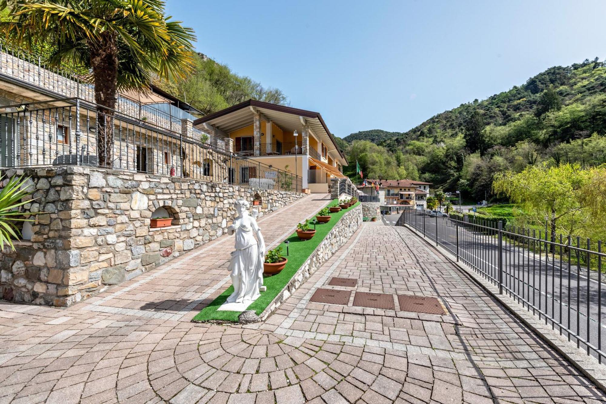 Residence Tatiana A4 Tremosine Exterior foto